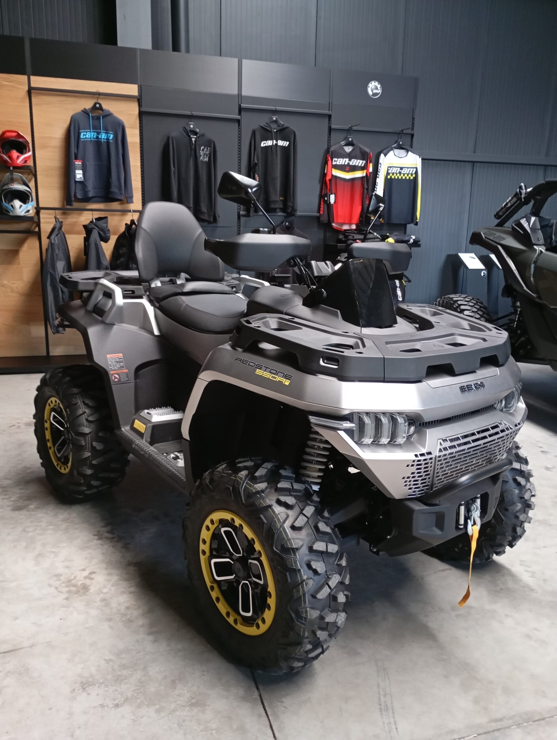 BENDA REDSTONE 550 BENDA REDSTONE 550