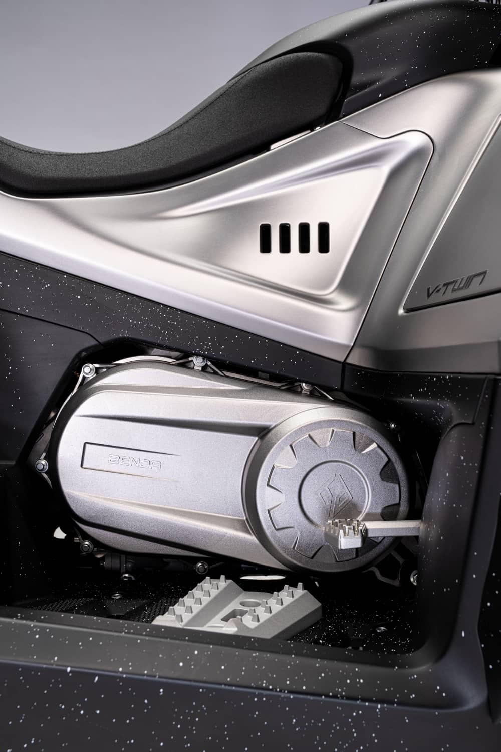 Redstone-1000R2-benda-Vtwin