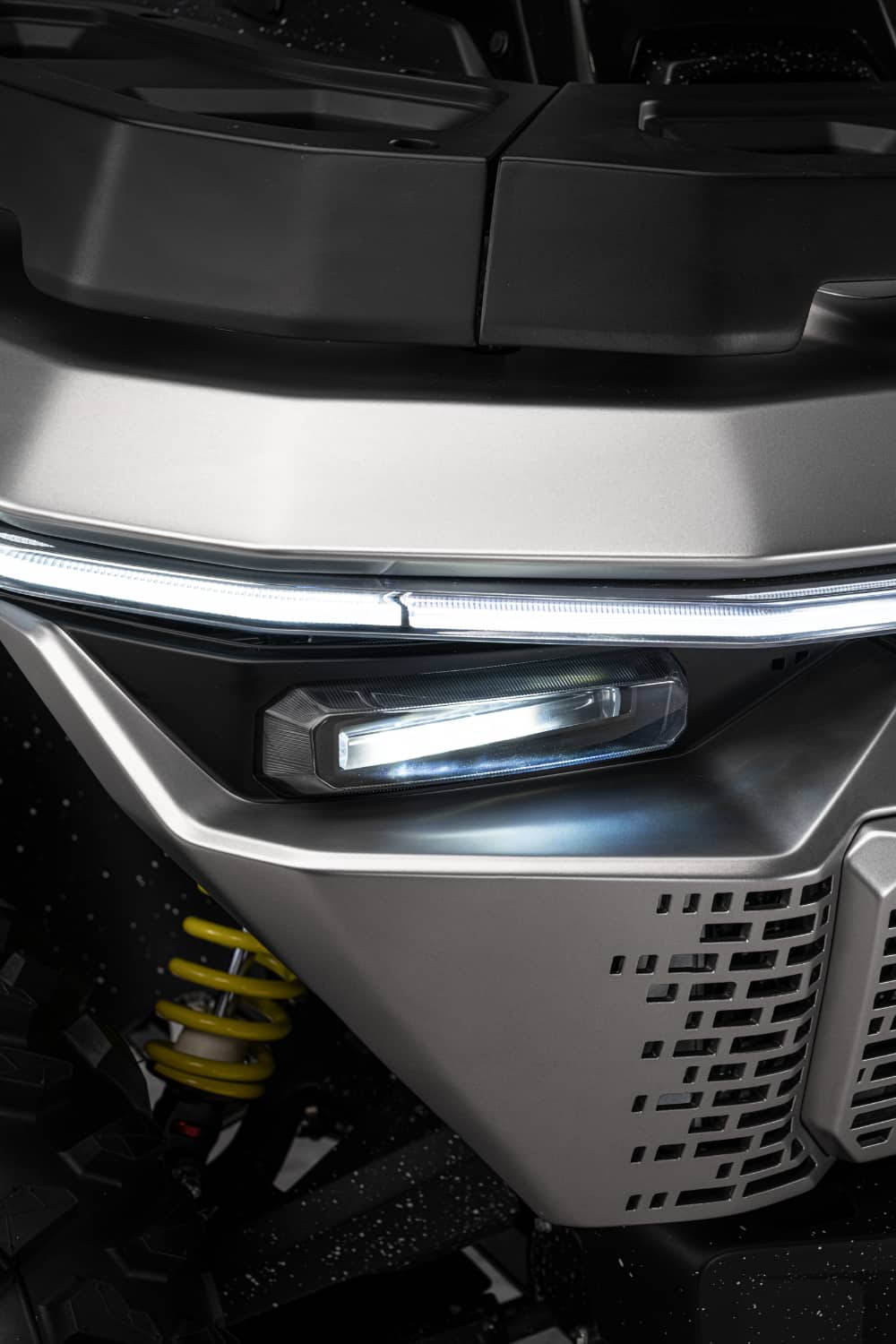 Redstone-1000R2-benda-led